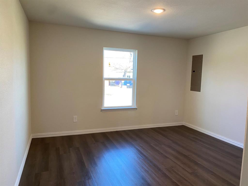 2203 Henry Street, Unit B Greenville, TX 75401 - Photo 7 of 15