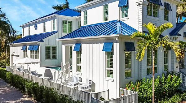 $94,000 | 844 8th Street South, Naples, FL 34102
