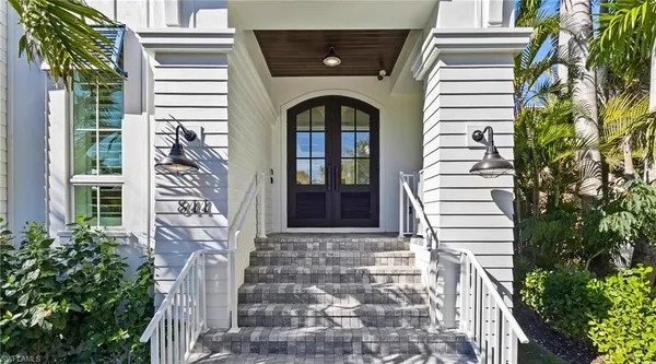 $94,000 | 844 8th Street South, Naples, FL 34102