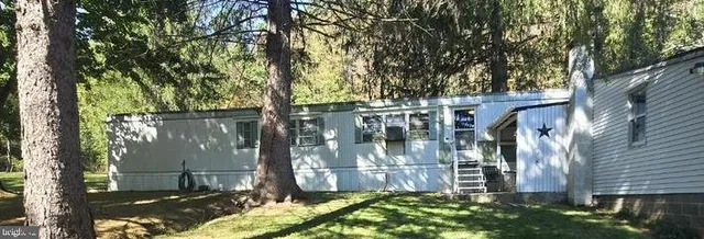 a view of outdoor space yard and patio