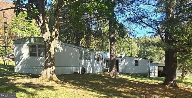 a view of a outdoor space