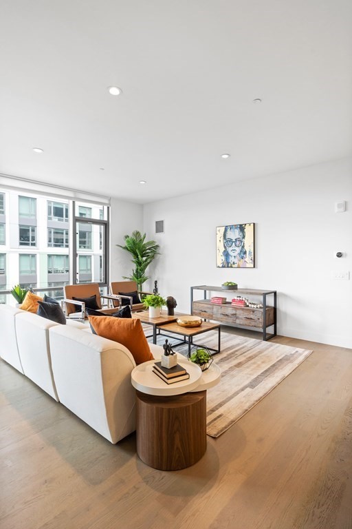 40 Traveler Street, Unit 403 Boston, MA 02118 - Photo 12 of 35