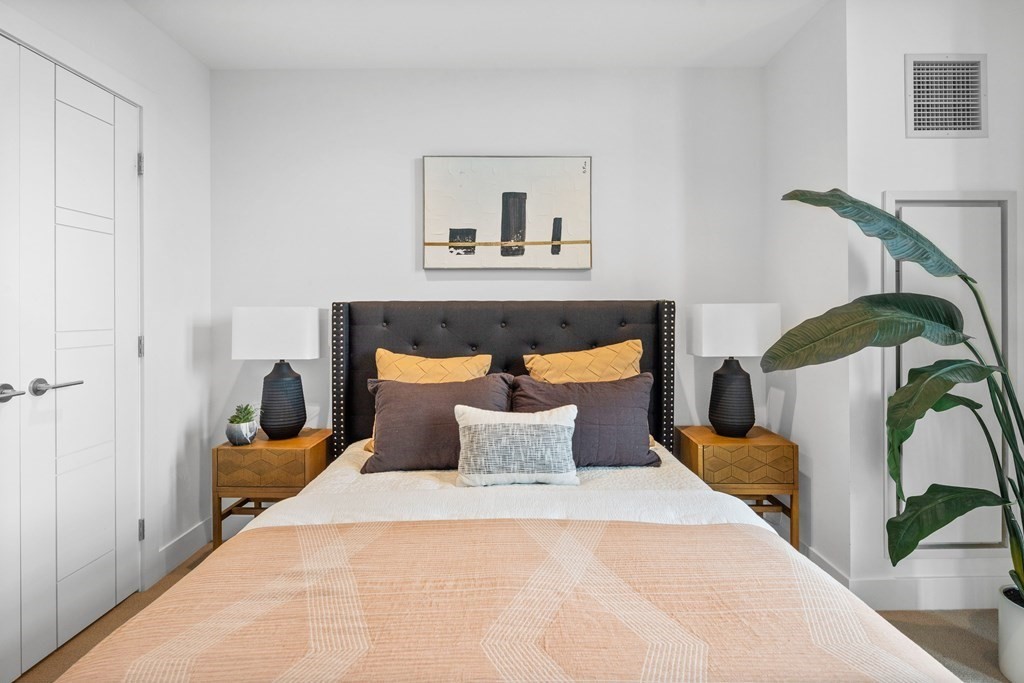 40 Traveler Street, Unit 403 Boston, MA 02118 - Photo 14 of 35