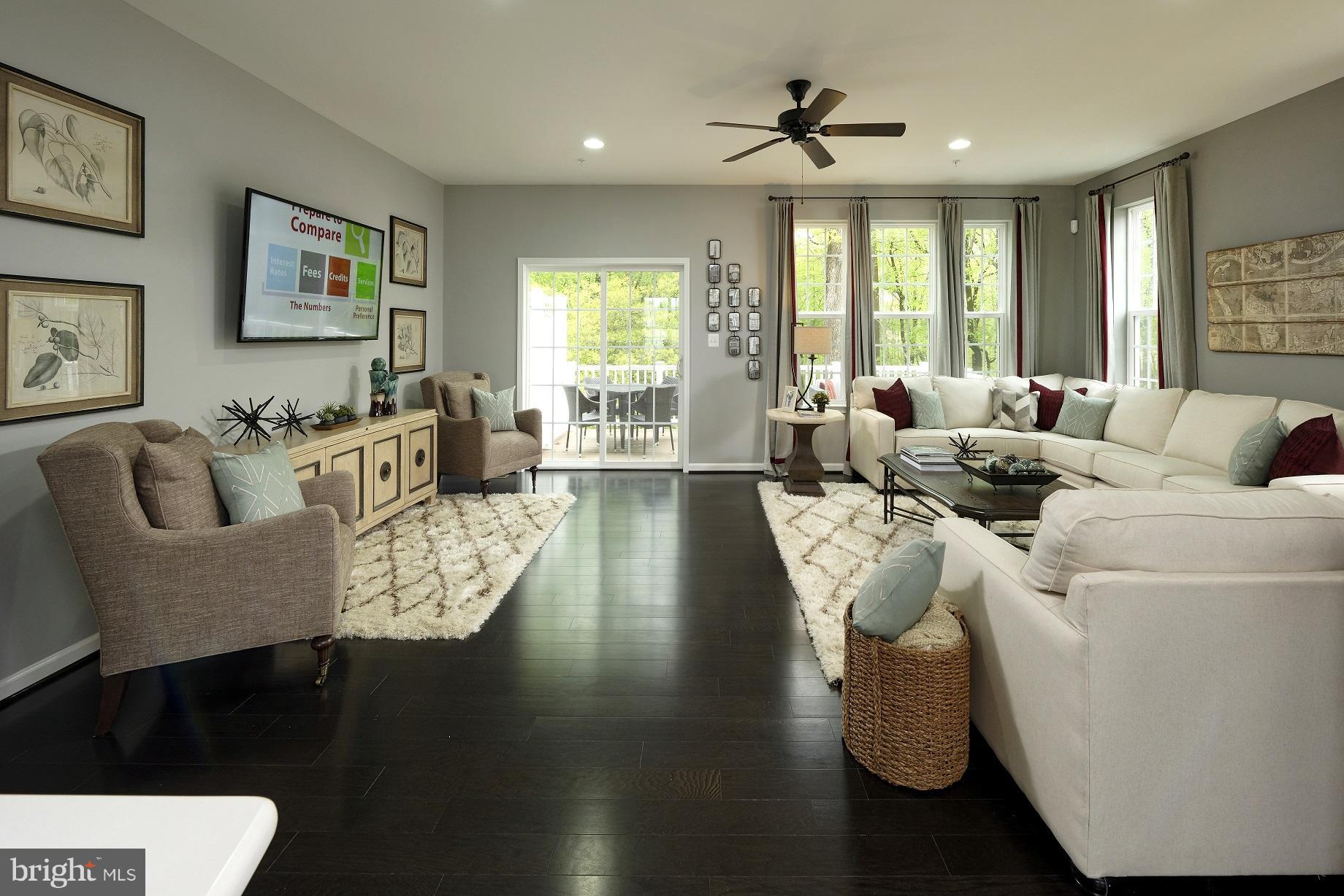 911 Sandy Run Road Baltimore, MD 21220 - Photo 3 of 20 Family Room
