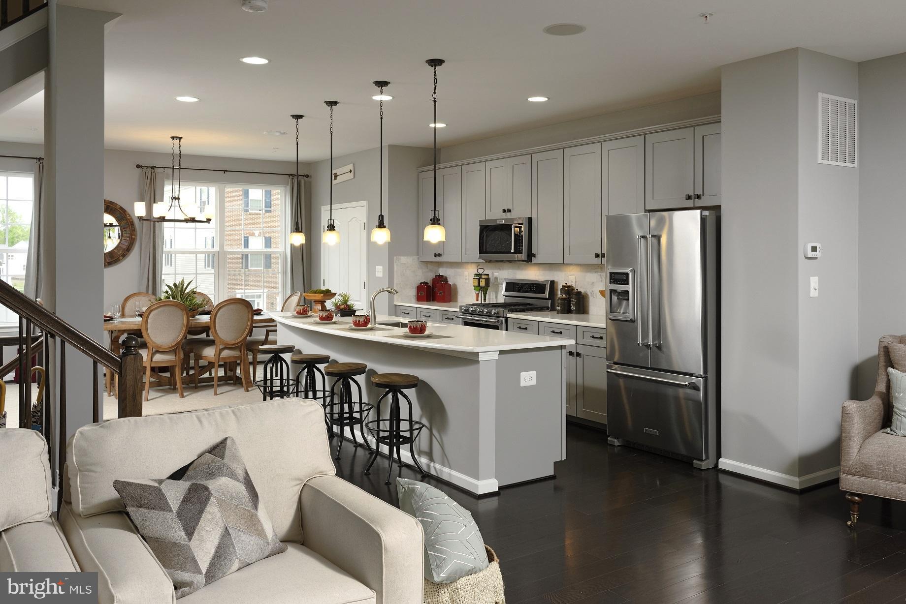 911 Sandy Run Road Baltimore, MD 21220 - Photo 7 of 20 Kitchen with Island