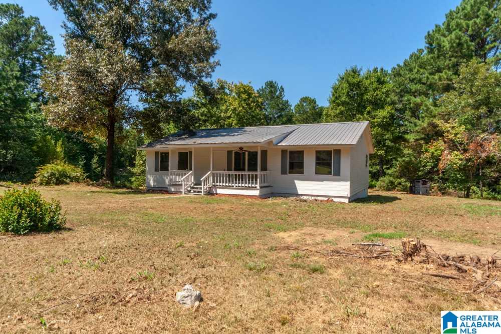 190 Empire Road Hayden, AL 35079 - Photo 4 of 18