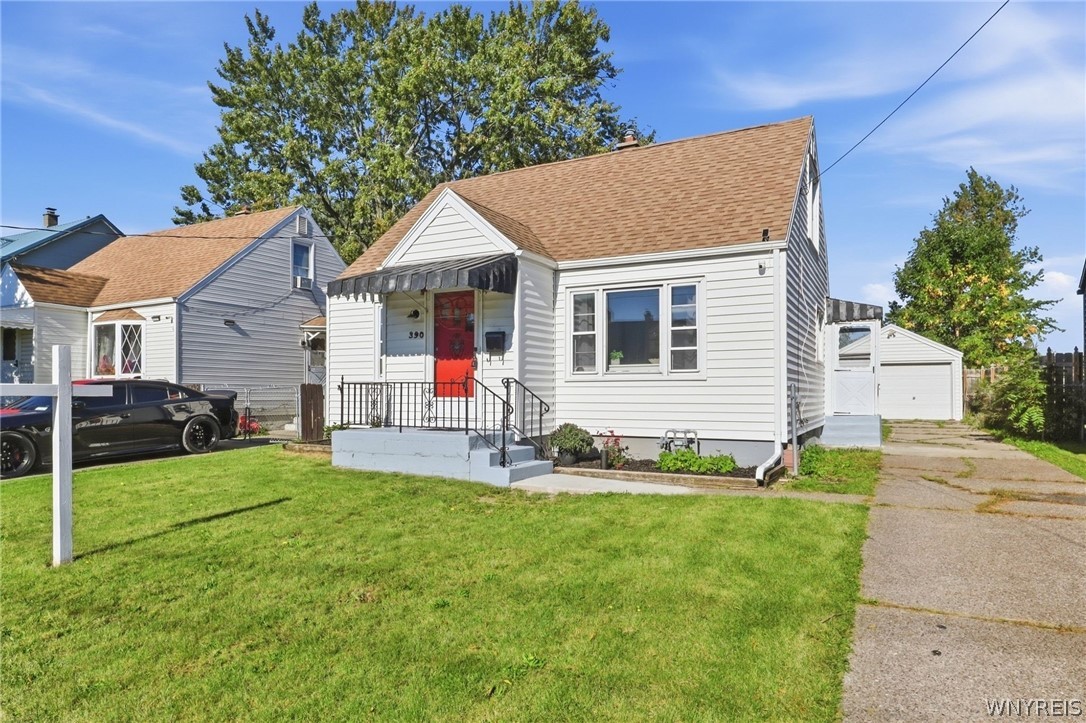 390 Roesch Avenue Buffalo, NY 14207 - Photo 2 of 30 Gallery Image 2