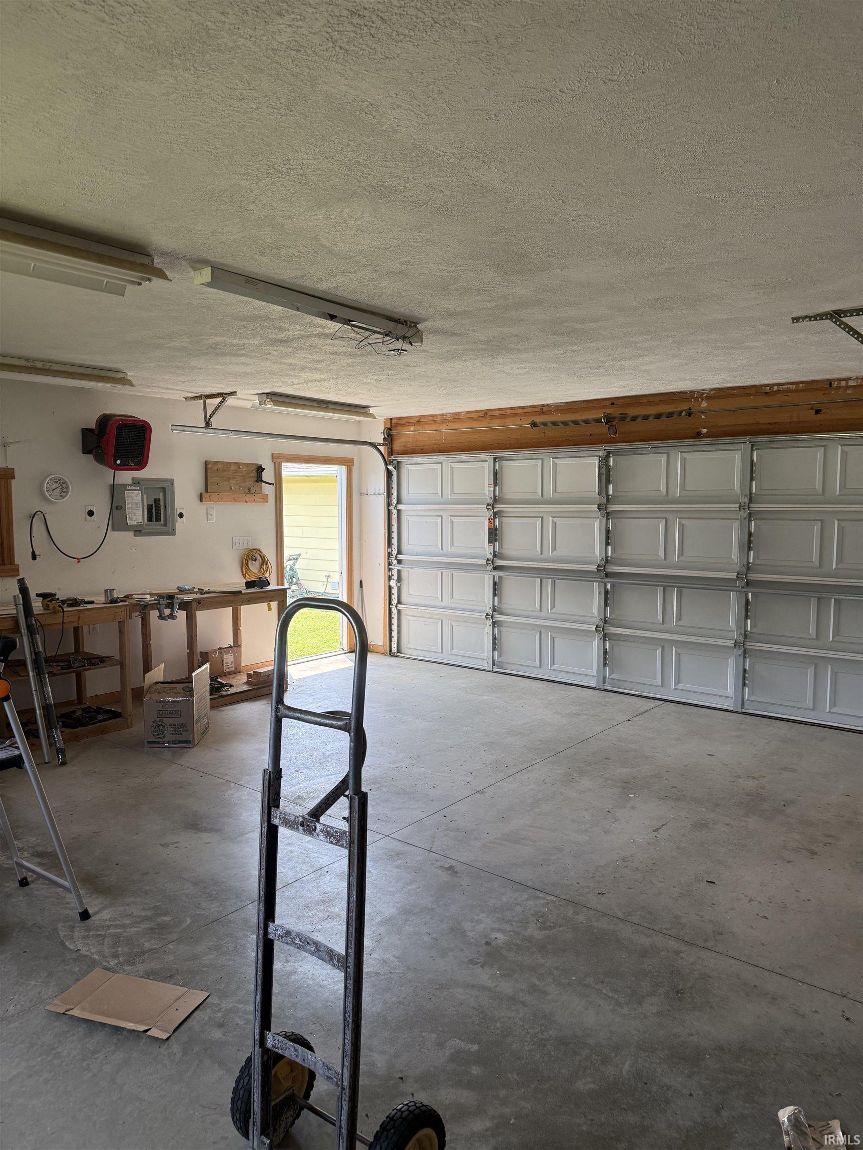 10457 South Wayne Road Warren, IN 46792 - Photo 36 of 37 Gallery Image 36