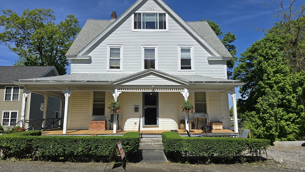 19 Denmark Street Worcester, MA 01605 - Photo 2 of 38