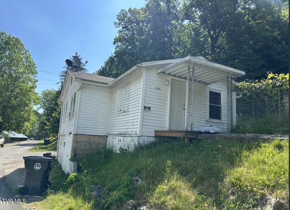 8126 South River Road Pound, VA 24279 - Photo 33 of 35 4
