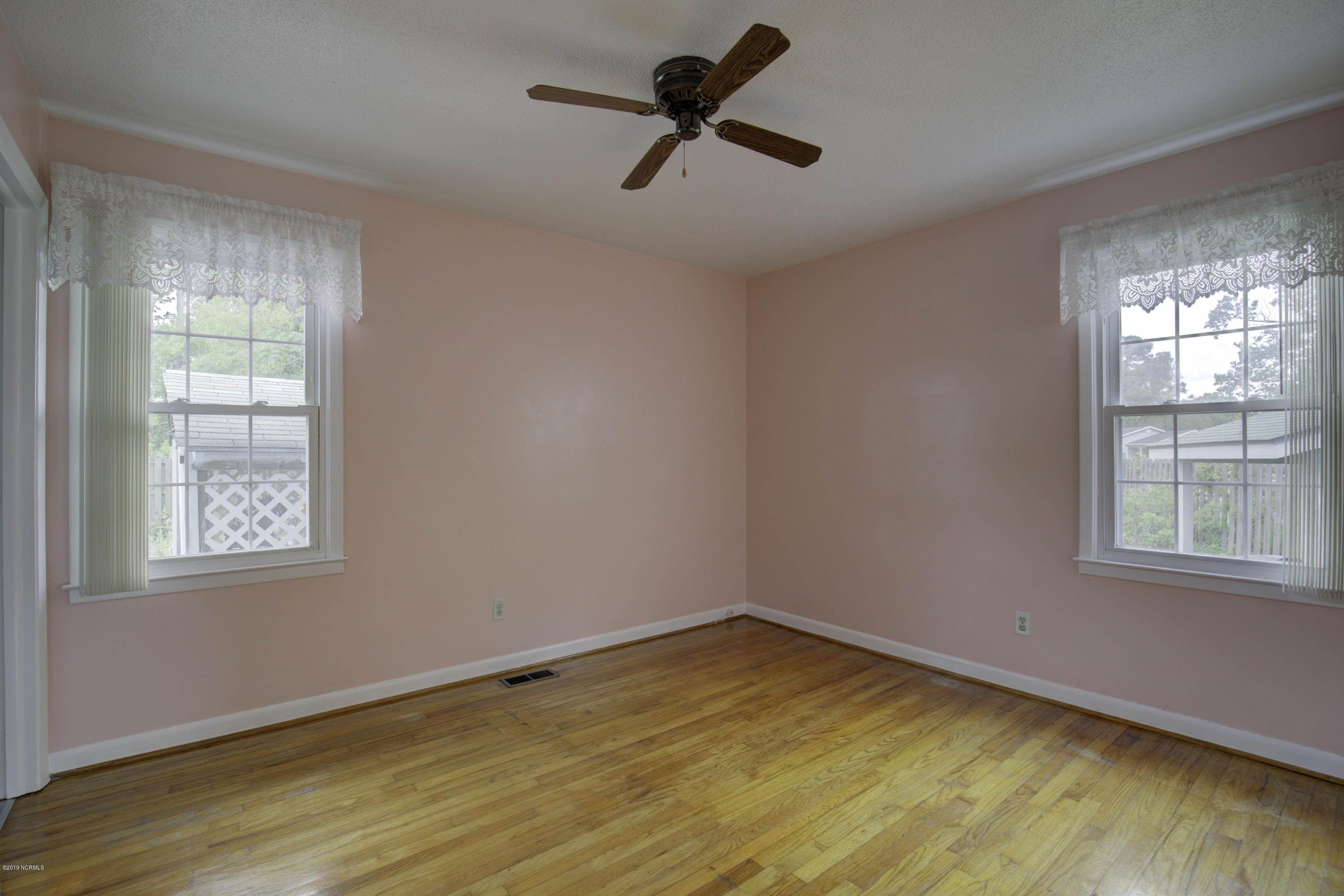 2601 Country Club Road Jacksonville, NC 28546 - Photo 16 of 33 2601 Country Club_20