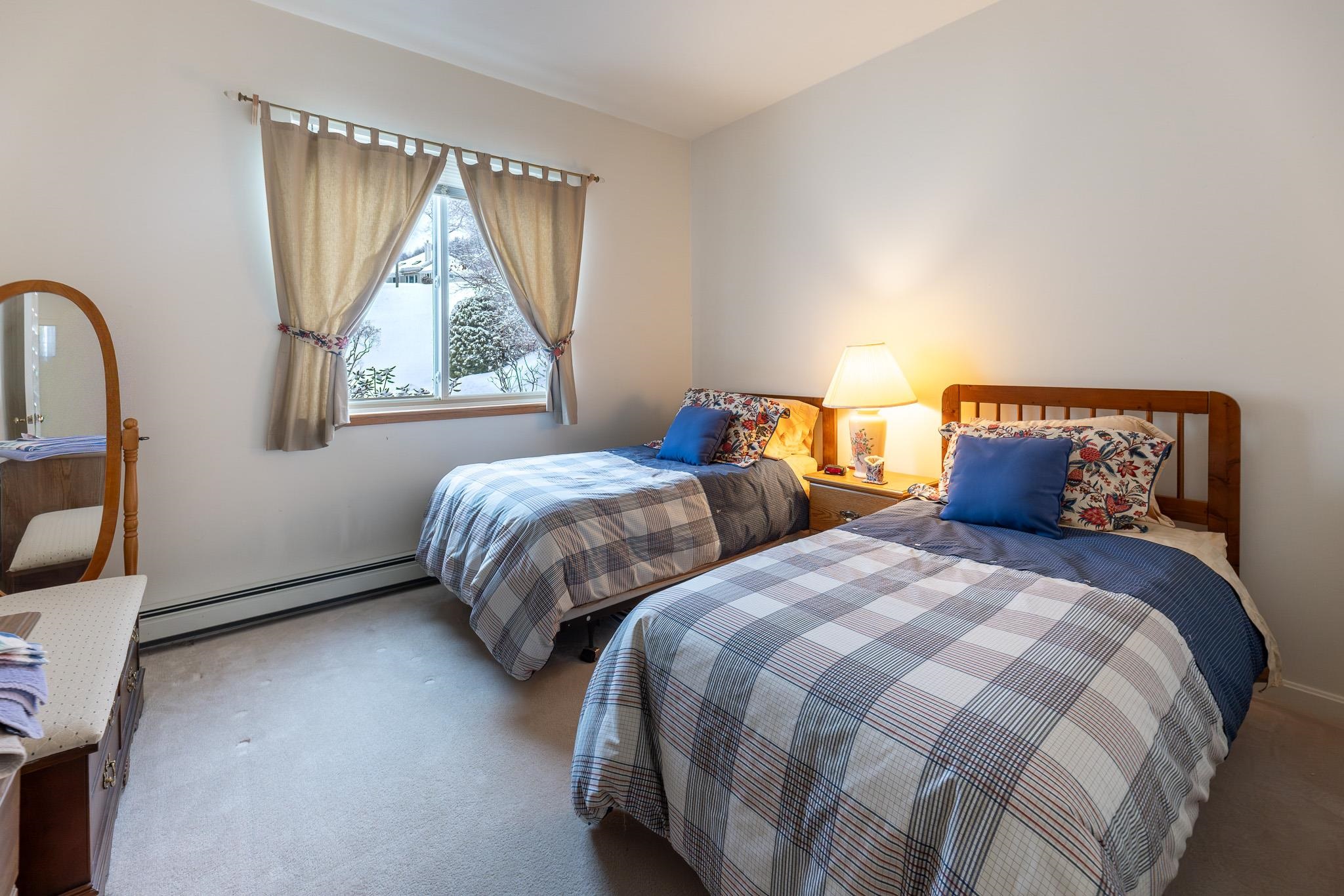 27 Fountain Way Lebanon, NH 03784 - Photo 18 of 35