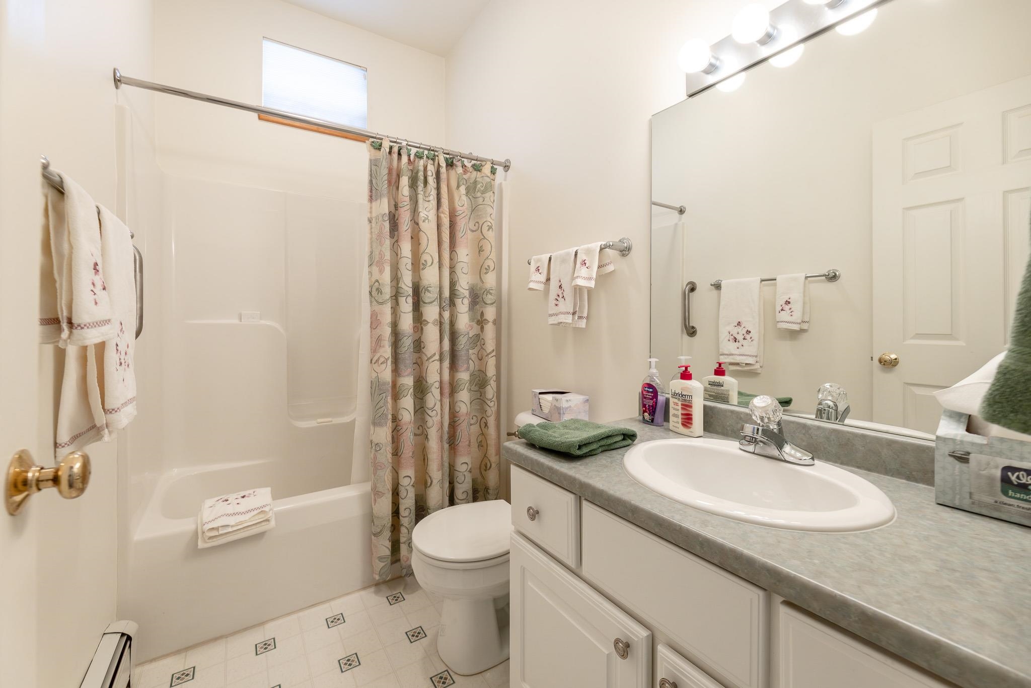 27 Fountain Way Lebanon, NH 03784 - Photo 20 of 35