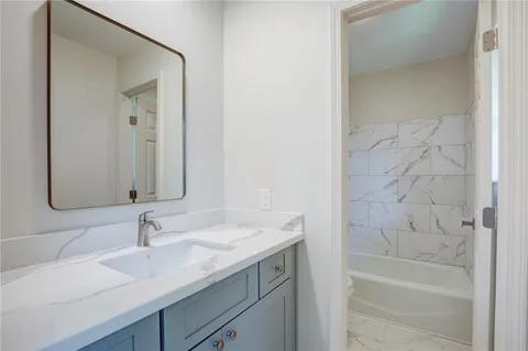 $299,900 | 94 Dunleith Drive, Destrehan, LA 70047