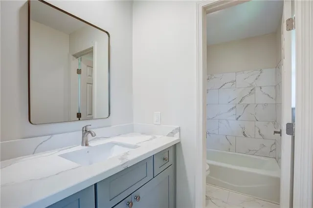 $299,900 | 94 Dunleith Drive, Destrehan, LA 70047