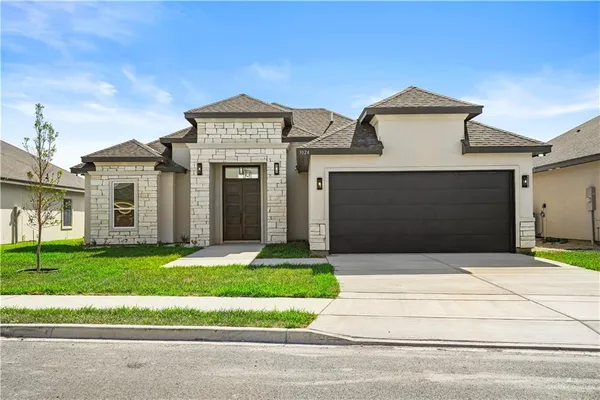 $379,900 | 3024 North Adler, Edinburg, TX 78541