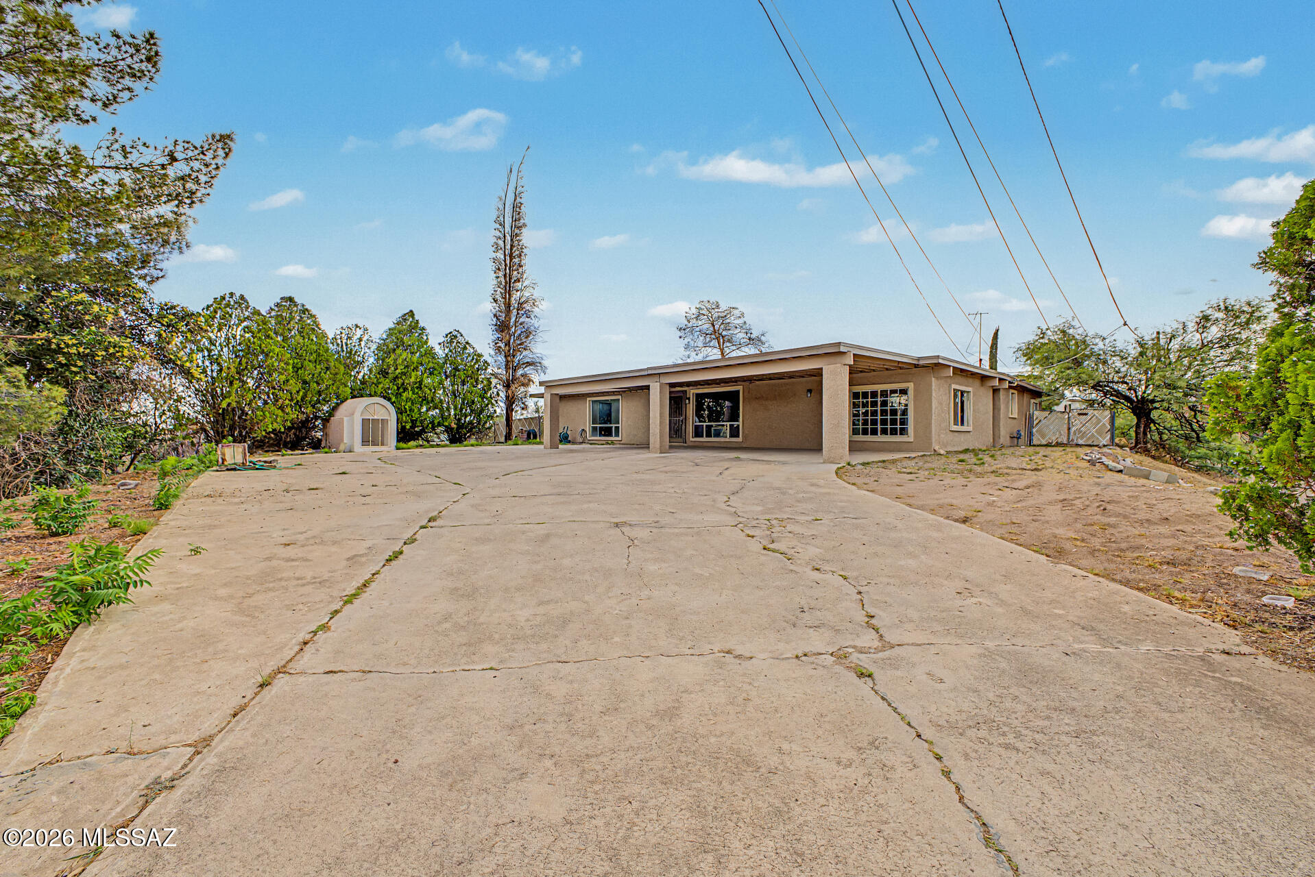 1064 North Mahen Road Nogales, AZ 85621 - Photo 4 of 41