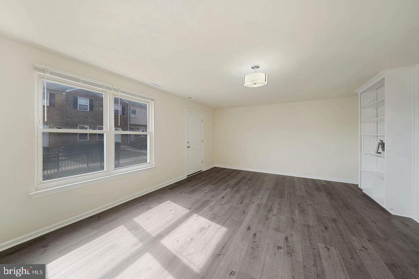 1871 Addison Road South District Heights, MD 20747 - Photo 4 of 21