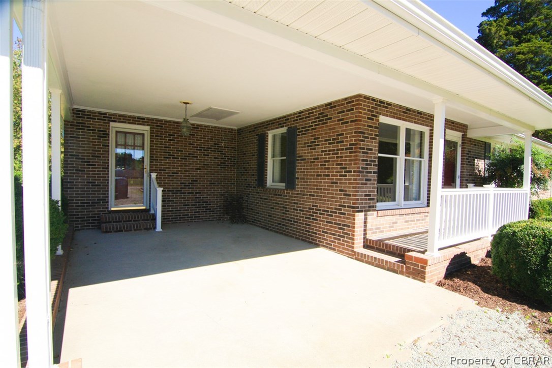 238 Navajo Road Kilmarnock, VA 22482 - Photo 3 of 24