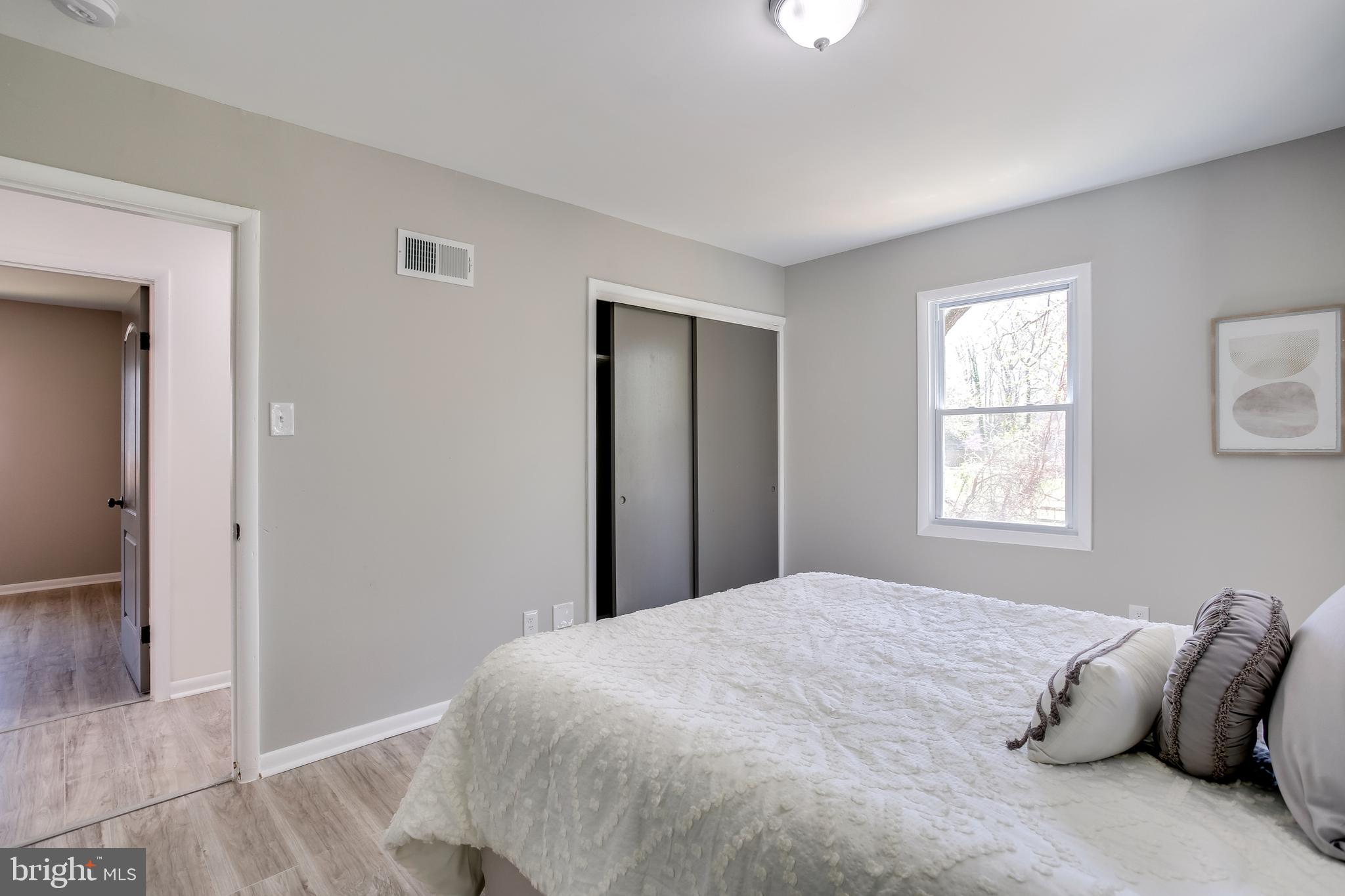 107 Meade Drive Annapolis, MD 21403 - Photo 14 of 46 Master on Main Level