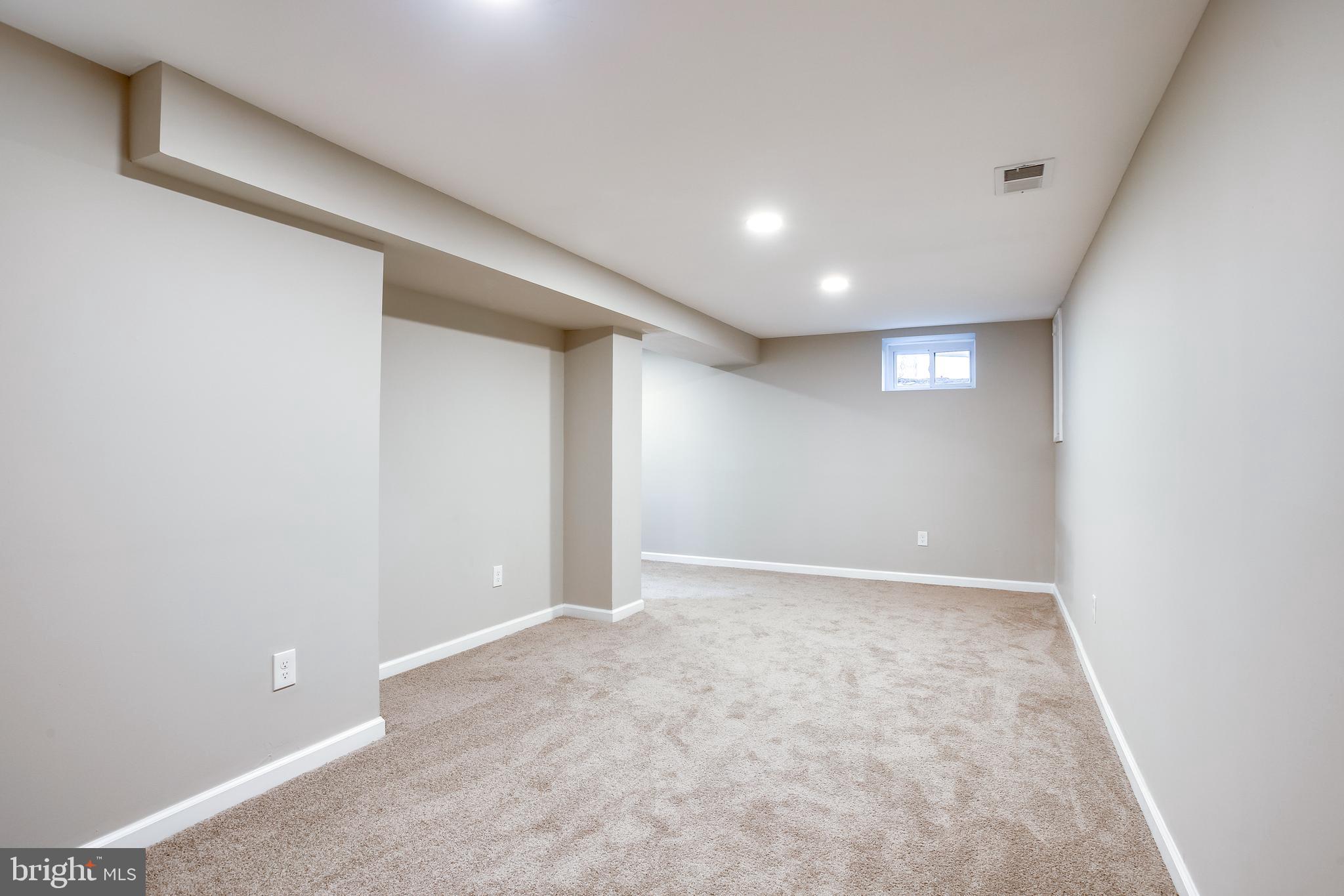 107 Meade Drive Annapolis, MD 21403 - Photo 22 of 46 New Carpet