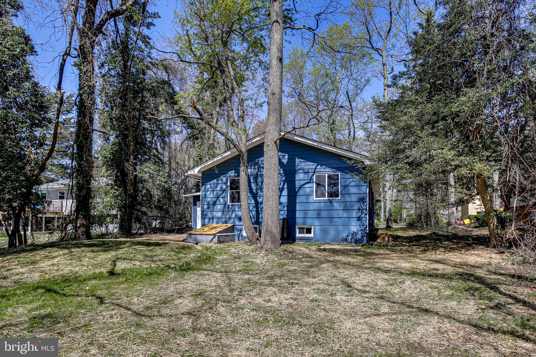 107 Meade Drive Annapolis, MD 21403 - Photo 32 of 46 Backyard