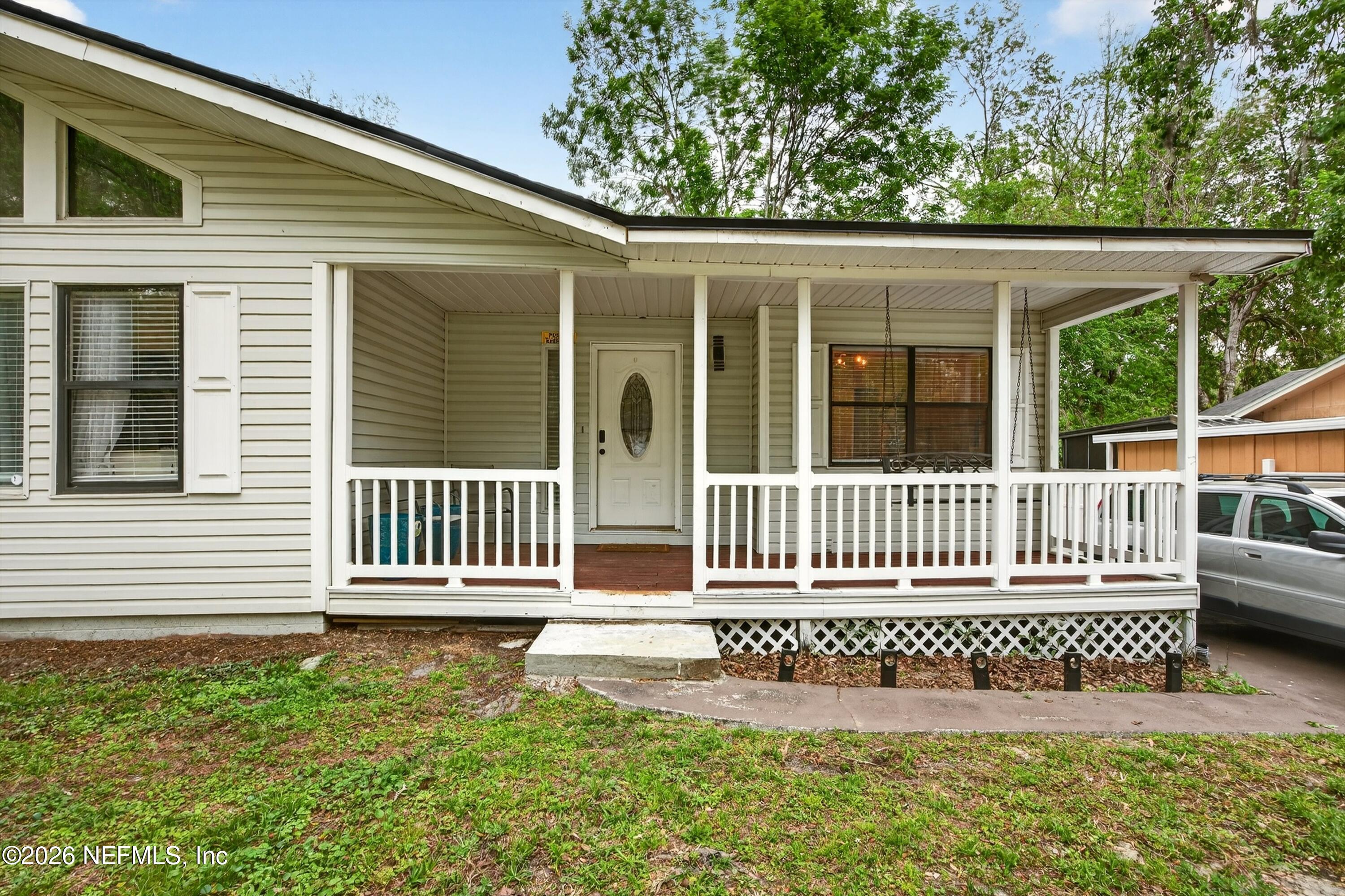 2060 Cornell Road Middleburg, FL 32068 - Photo 31 of 38 Front porch