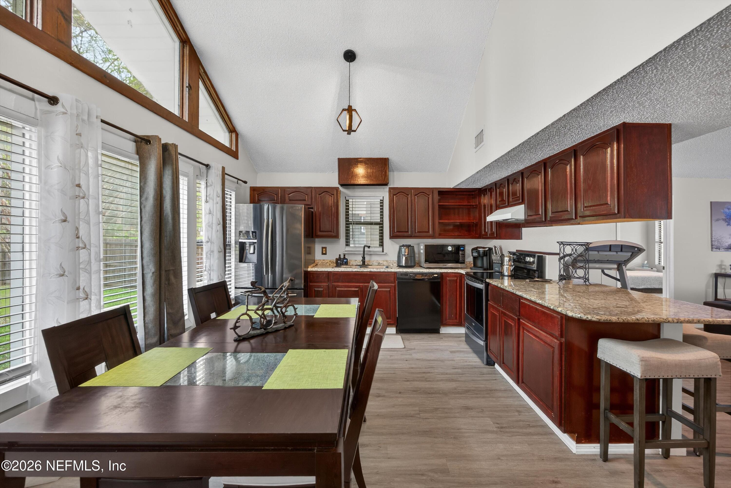 2060 Cornell Road Middleburg, FL 32068 - Photo 7 of 38 Kitchen