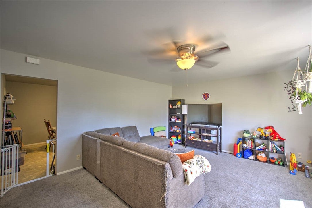 8 Imboden Drive Decatur, IL 62521 - Photo 4 of 23 Gallery Image 4