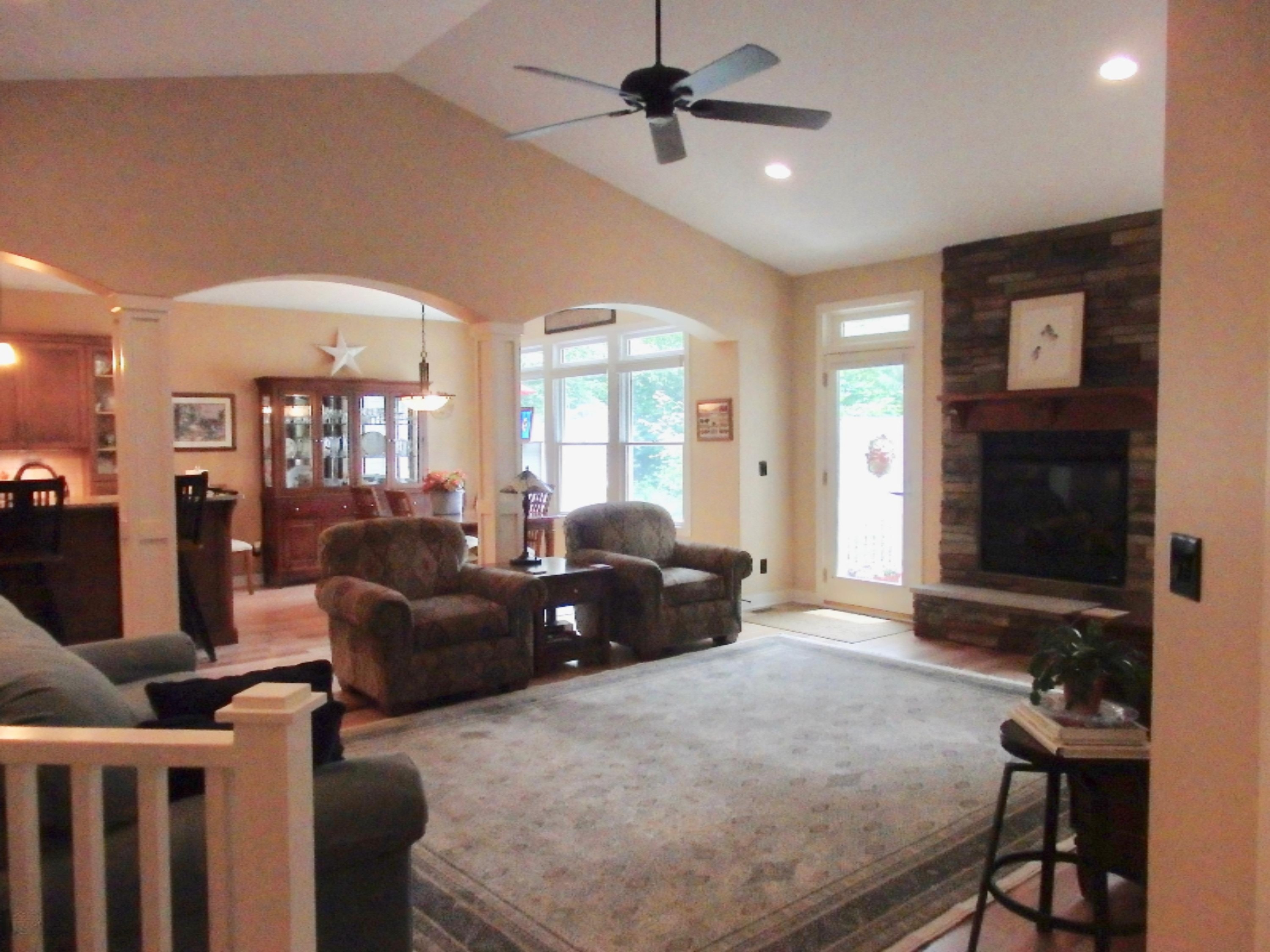 16390 Springvale Court Spring Lake, MI 49456 - Photo 4 of 29 P7010435