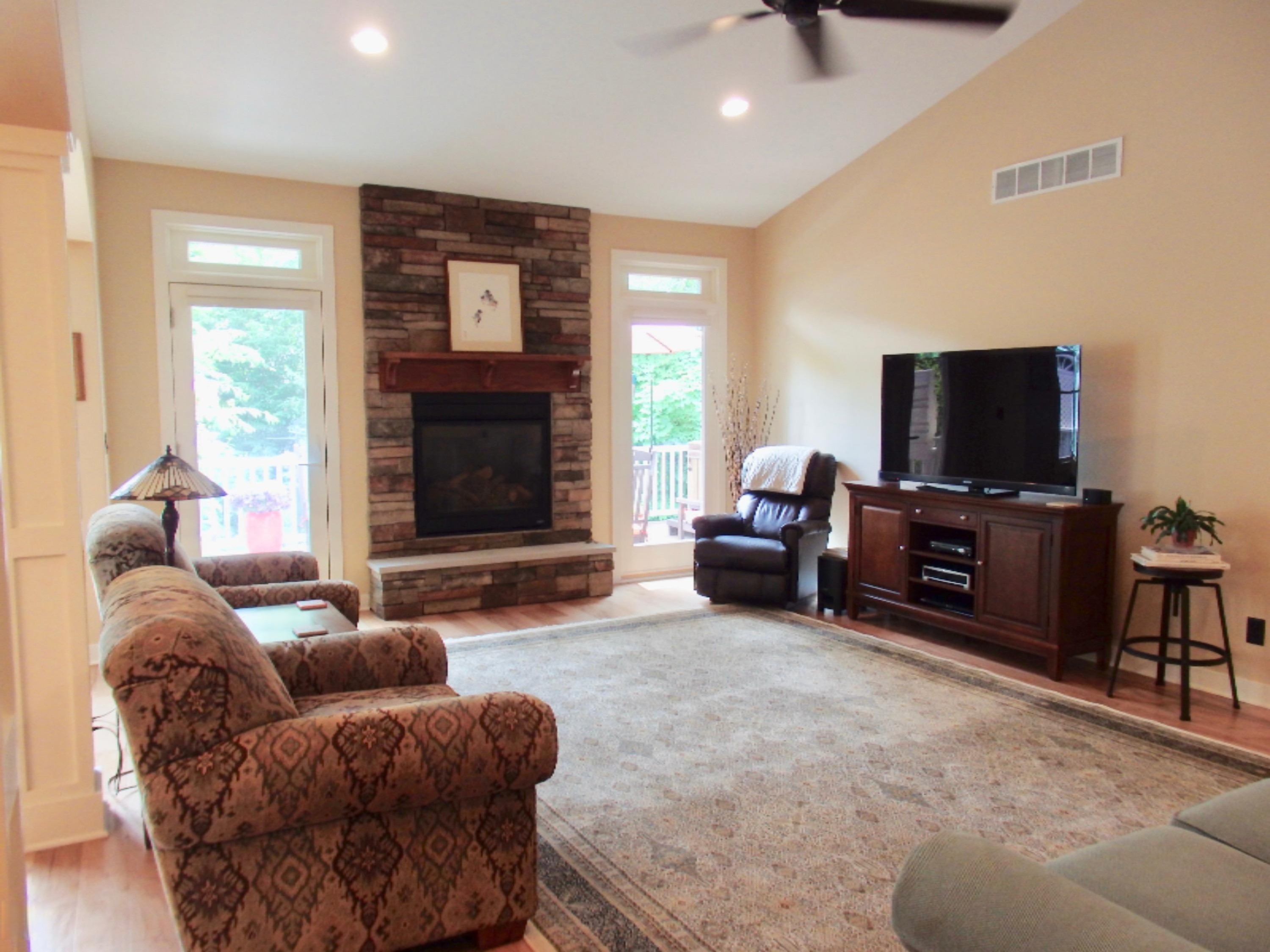16390 Springvale Court Spring Lake, MI 49456 - Photo 5 of 29 P7010429