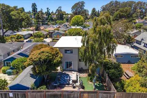 $1,549,000 | 522 Oak Drive, Capitola, CA 95010