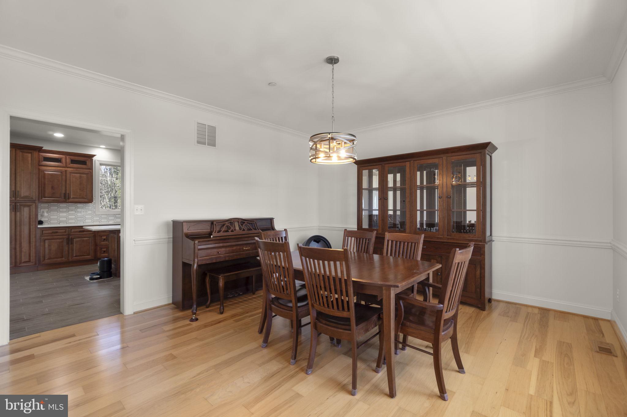 1131 Arnold Road Westminster, MD 21157 - Photo 12 of 48