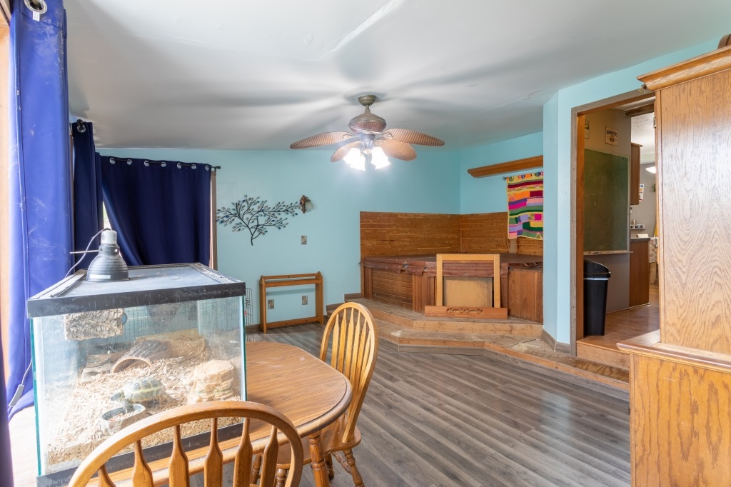 8800 West River Road Yorktown, IN 47396 - Photo 23 of 34 Gallery Image 23