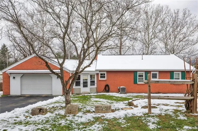 $205,900 | 1062 Schultz Lane, Latrobe, PA 15650