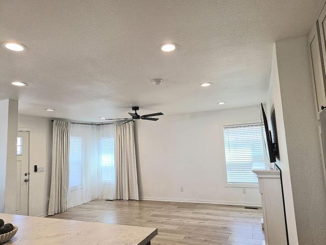 400 West Baseline Road Tempe, AZ 85283 - Photo 17 of 19