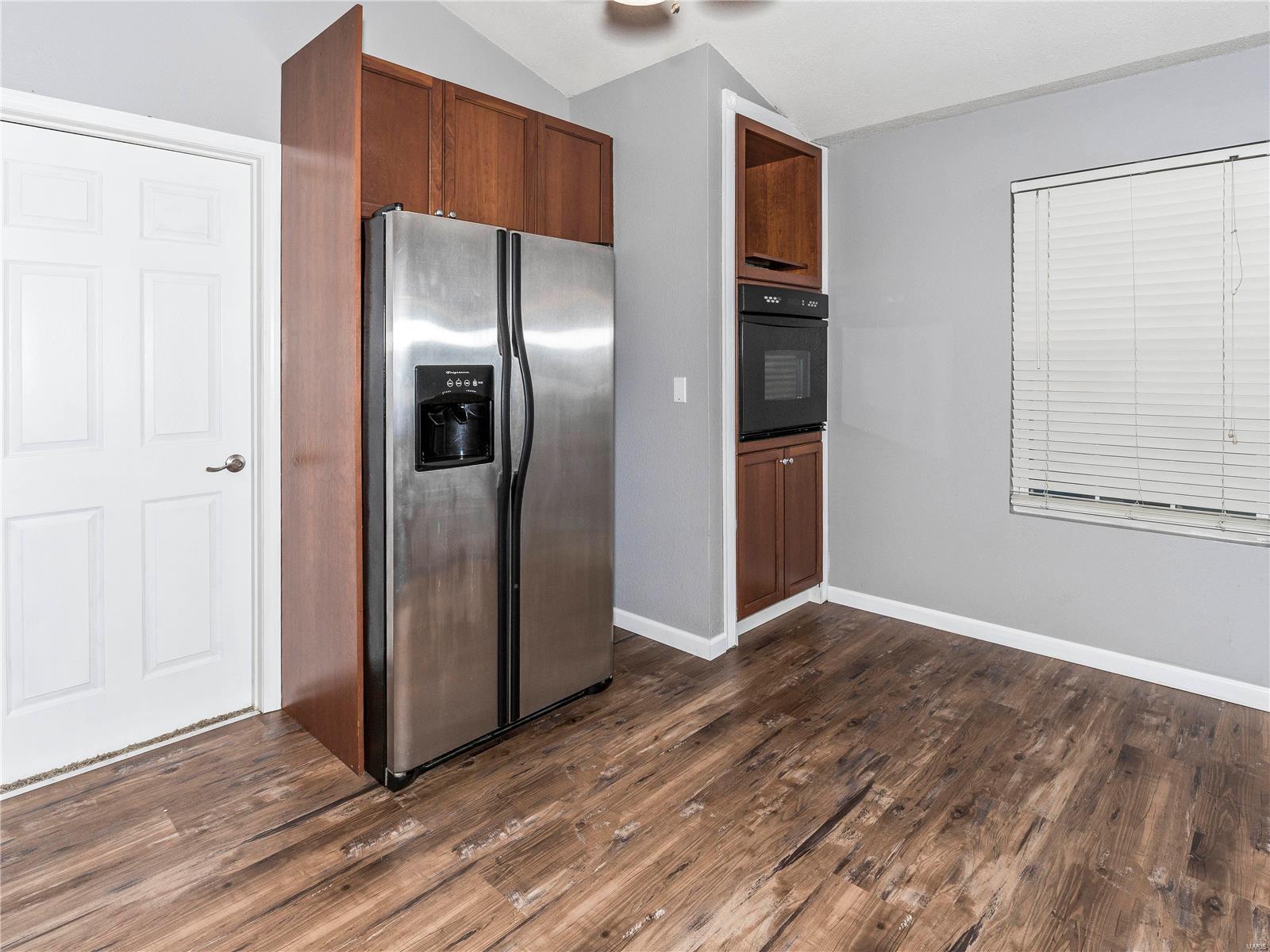 431 North Center Street Collinsville, IL 62234 - Photo 8 of 31