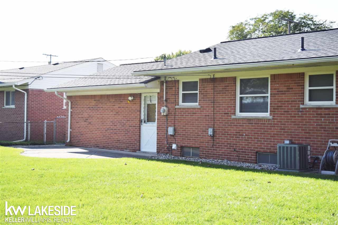 8971 Clinton River Road Sterling Heights, MI 48314 - Photo 19 of 19 31361698-18.JPG