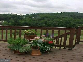 125 Longfields Way Downingtown, PA 19335 - Photo 2 of 6 Gallery Image 2