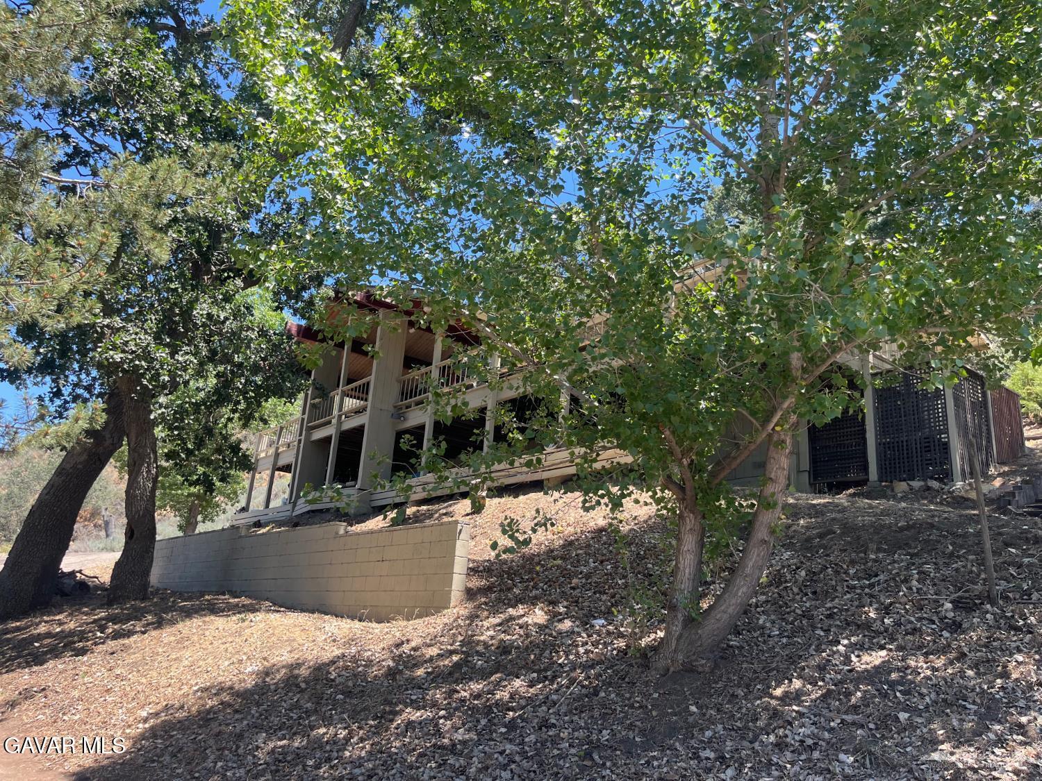 29901 Skyline Drive Tehachapi, CA 93561 - Photo 2 of 45 22901 Sky line front house