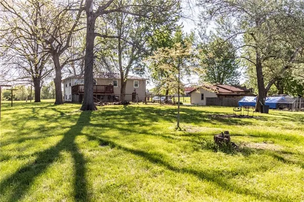 $205,000 | 305 North Street, Windsor, MO 65360