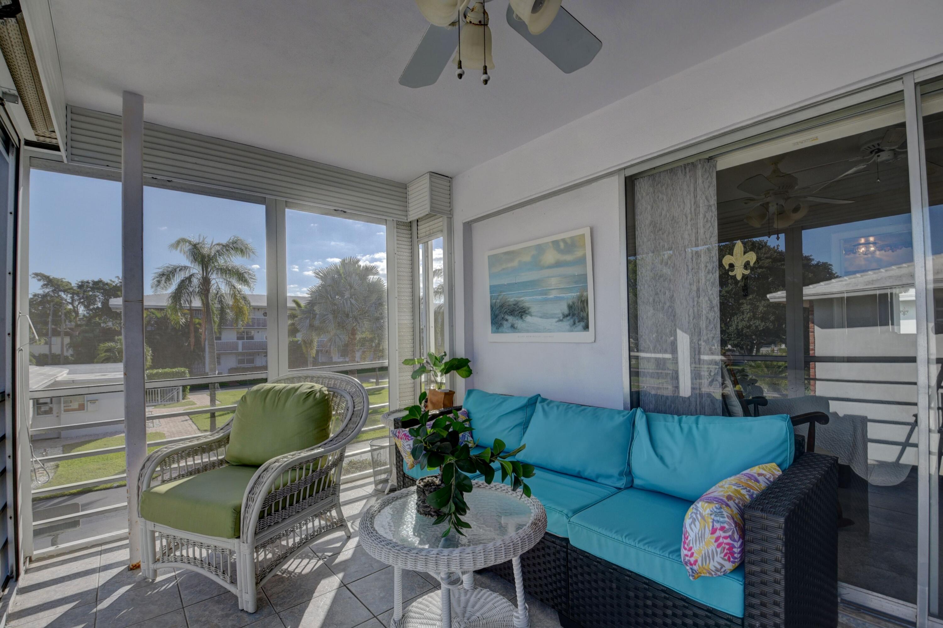25 Southeast 13th Street, Unit B6 Boca Raton, FL 33432 - Photo 23 of 30 patio