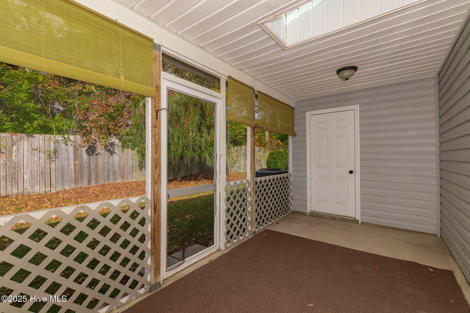 303 Barbour Road, Unit 802 Morehead City, NC 28557 - Photo 21 of 28 11-web-or-mls-chadwick-visuals-303-barbo