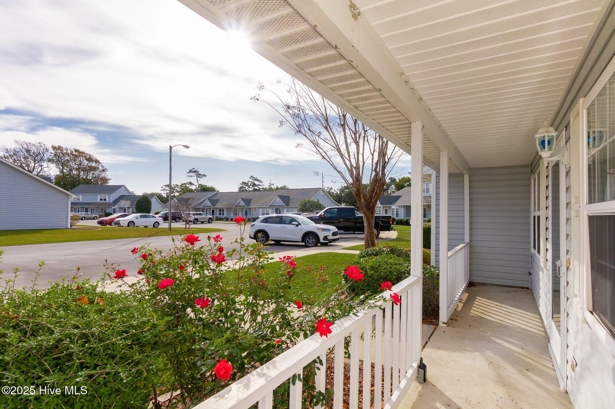 303 Barbour Road, Unit 802 Morehead City, NC 28557 - Photo 3 of 28 4-web-or-mls-chadwick-visuals-303-barbou