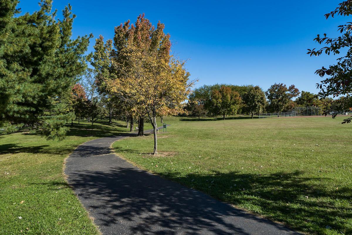 1889 Lane Road Columbus, OH 43220 - Photo 45 of 51