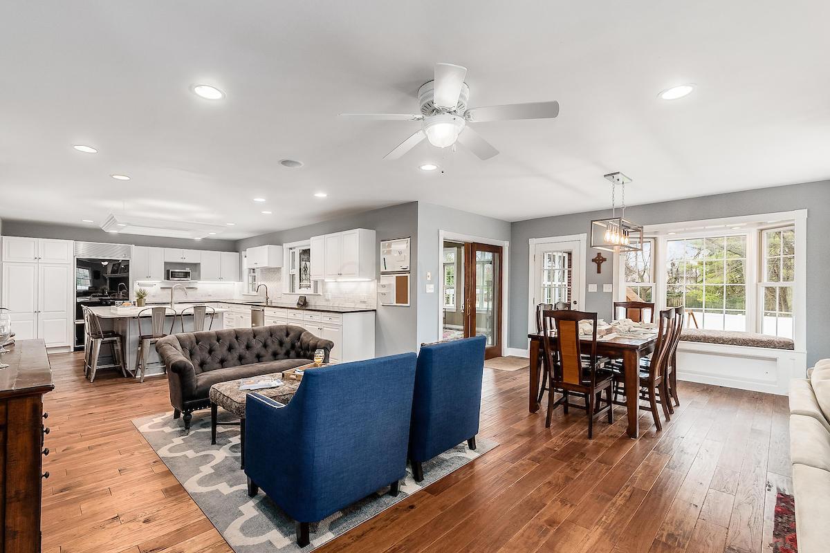 1889 Lane Road Columbus, OH 43220 - Photo 7 of 51