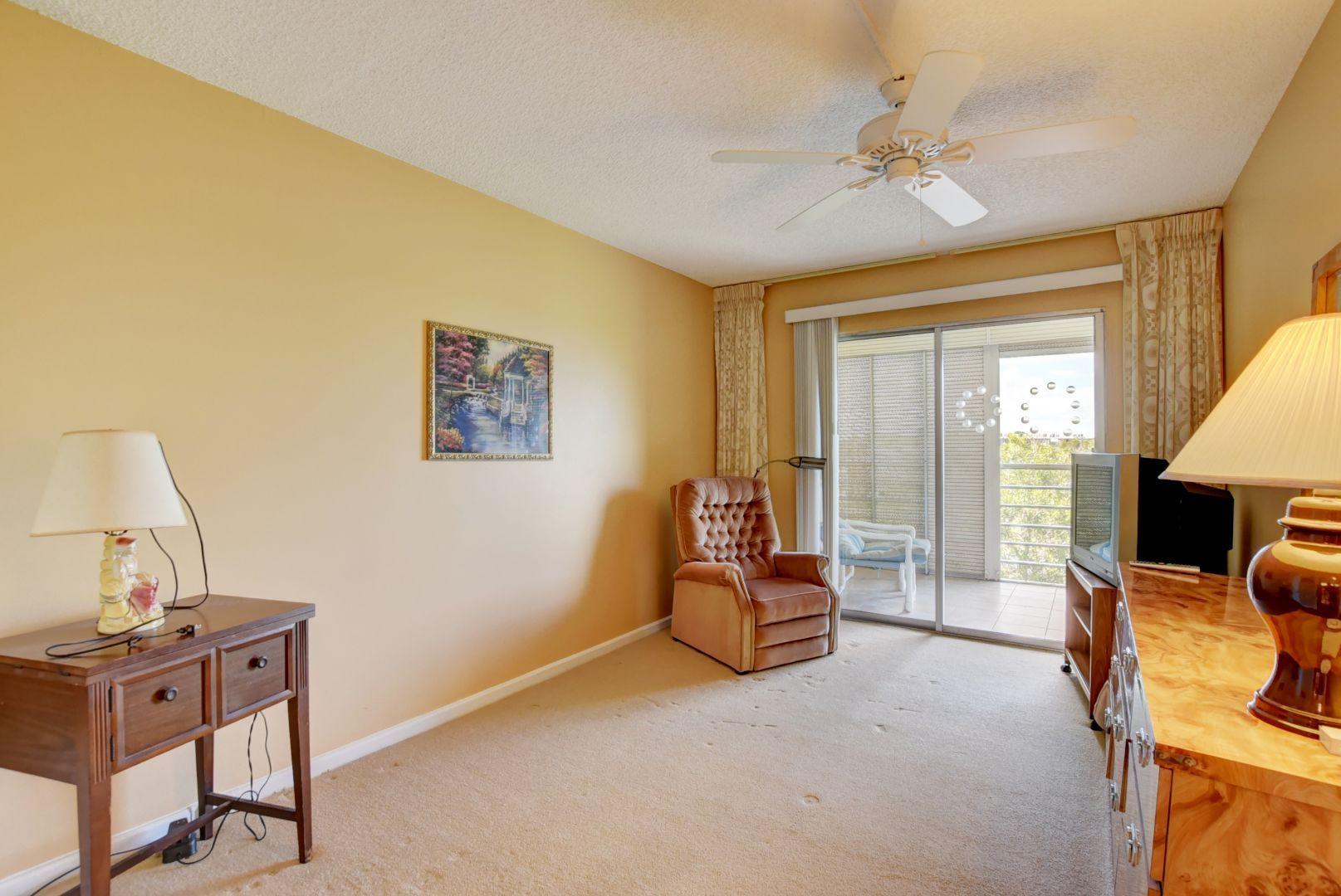 4015 Rexford Drive, Unit 4015 Boca Raton, FL 33434 - Photo 12 of 29 Second Bedroom