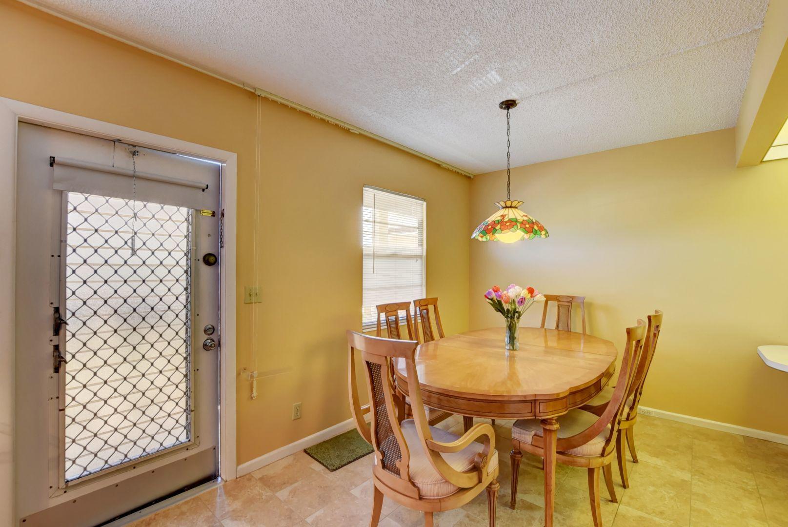 4015 Rexford Drive, Unit 4015 Boca Raton, FL 33434 - Photo 4 of 29 Dining Room