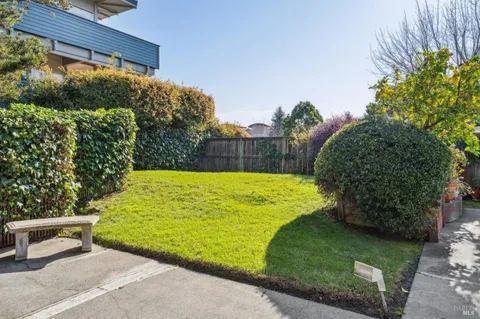 $749,000 | 320 Vía Casitas, Unit 109, Greenbrae, CA 94904