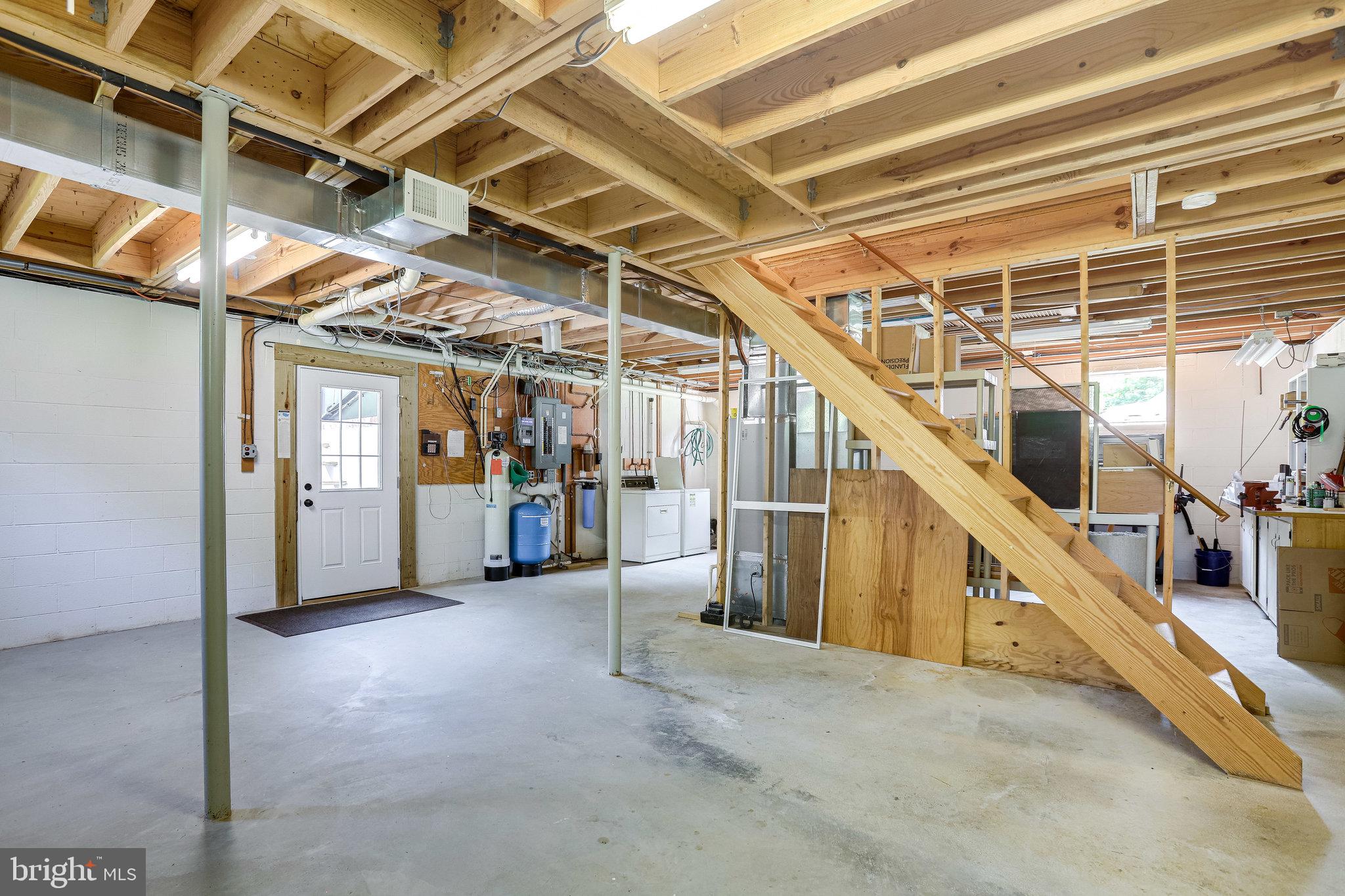 10210 Cliff Mills Road Marshall, VA 20115 - Photo 36 of 42 Gallery Image 36
